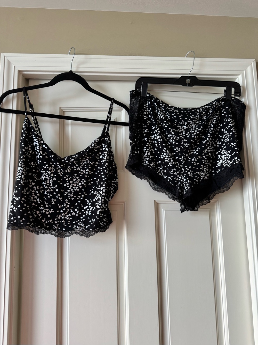 Black & Metallic Silver Heart-Print Lace Trim Cami and Shorts Sleep Set